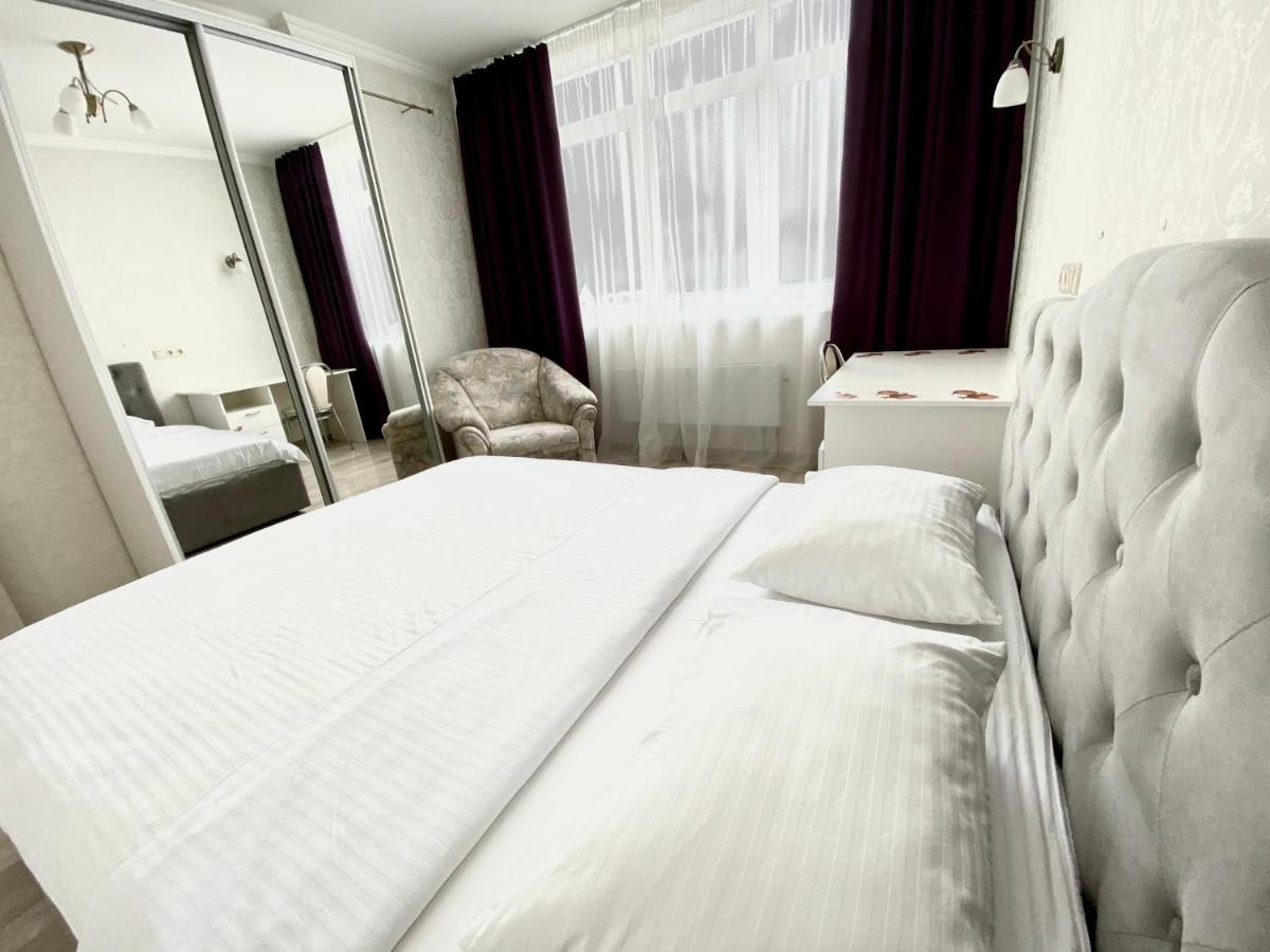 Apartments With Dnipro View Kiev Luaran gambar
